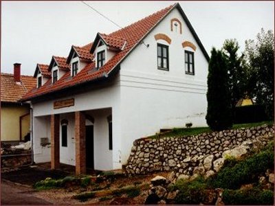 Troszt-Pince-Apartman  - Villány